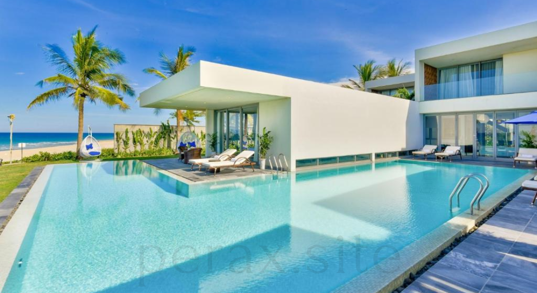 Luxury Pool Villas